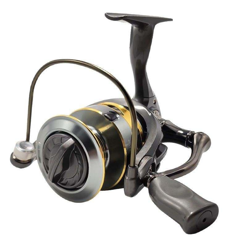 2 pcs 1000-8000 spinning fishing reels wholesale