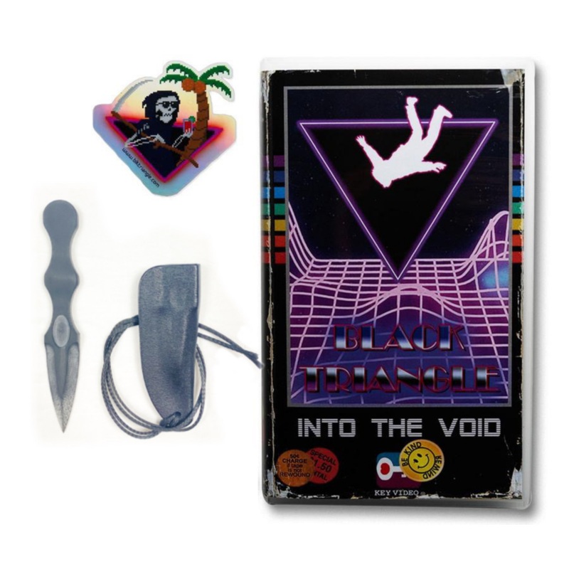 Black Triangle Mini Donovan