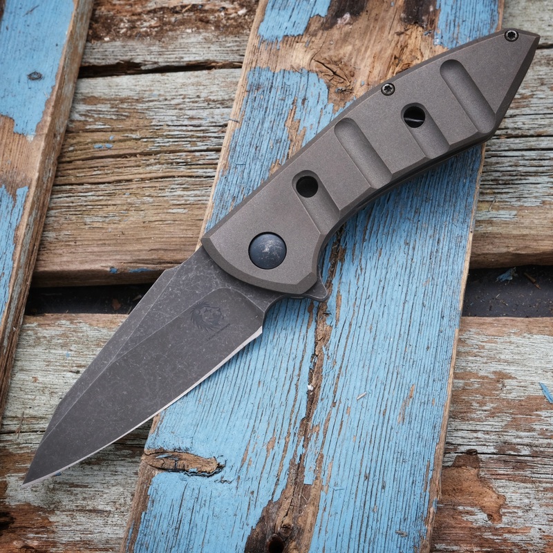 Lionwerks (Medina Custom Knives) Hellcat