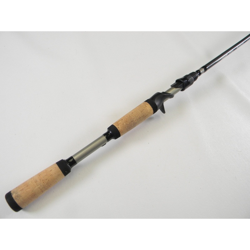 Temple Fork Tactical Bass TAC MBR 733-1 7’3″ Medium Light – Used Casting Rod – Very Good Condition