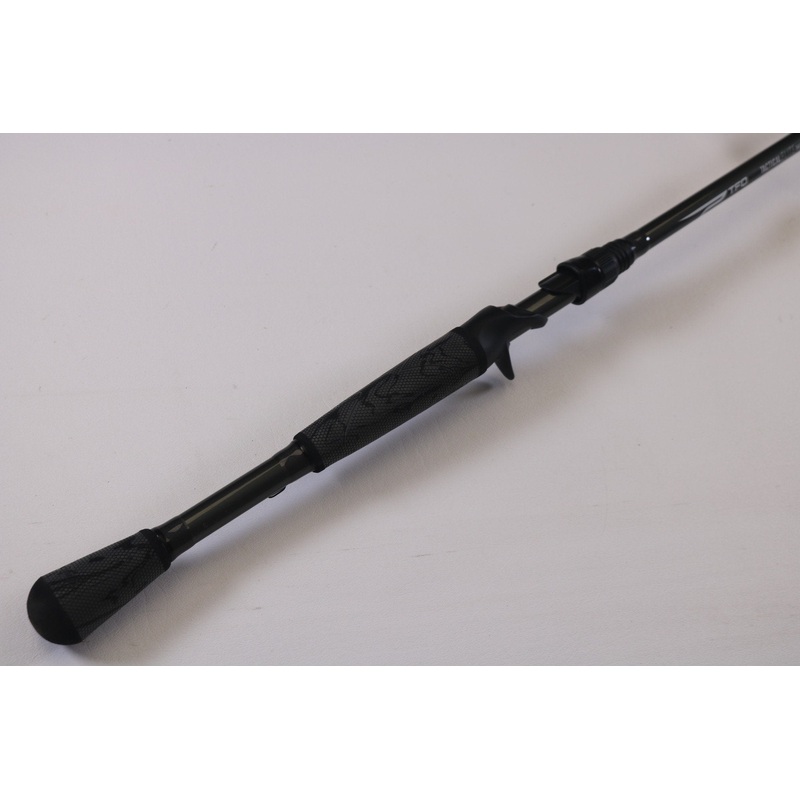 TFO Tactical Elite Bass TLE FS 756-1 7’5″ Heavy – Used Casting Rod – Excellent Condition