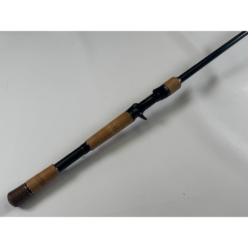 Daiw BLX BLXSG721HFB 7’2″ Heavy – Used Casting Rod – Excellent Condition (Thick Cork Seal)