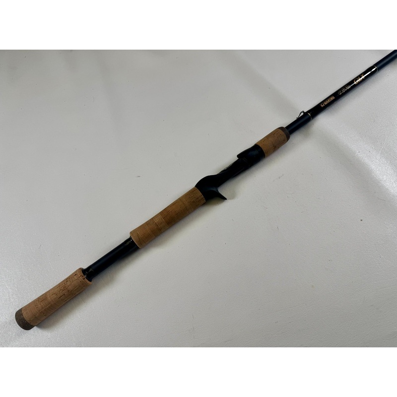 G. Loomis 24 GLX 954c FPR 7’11” Heavy – Used Casting Rod – Excellent Condition