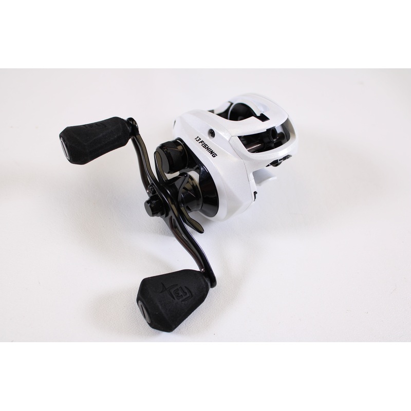 13 Fishing Concept C Gen II C2-5.6-RH 5.6:1 RH – Used Casting Reel – Excellent Condition