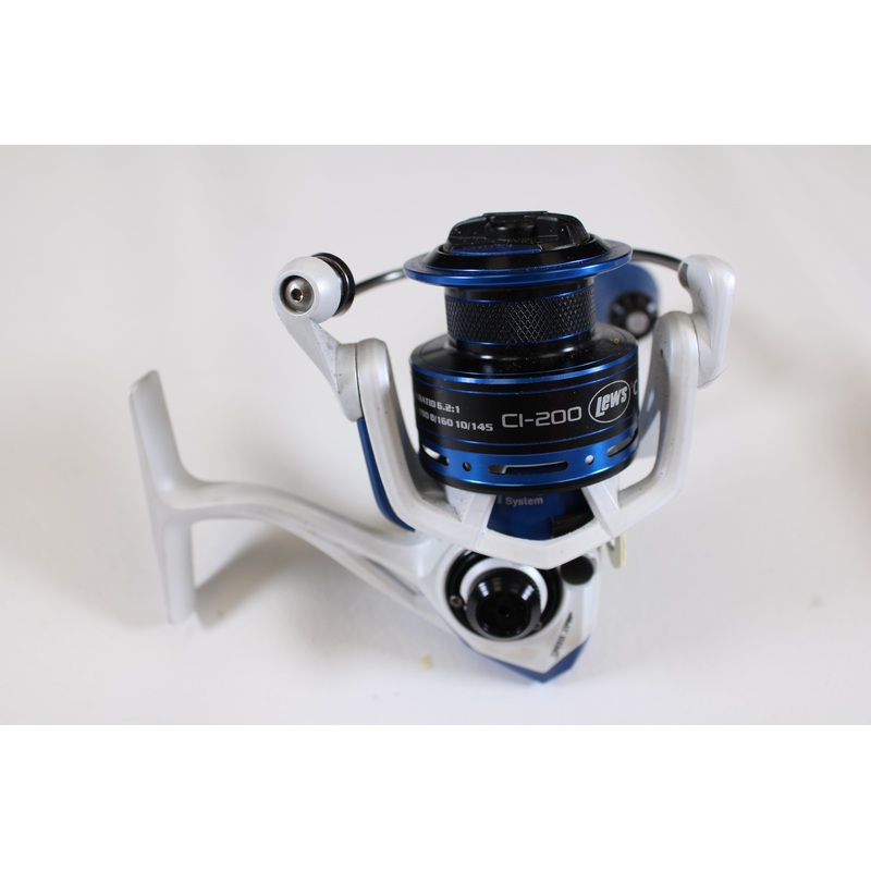 Lew’s Custom Inshore CI-200 6.2:1 – Used Spinning Reel – Good Condition