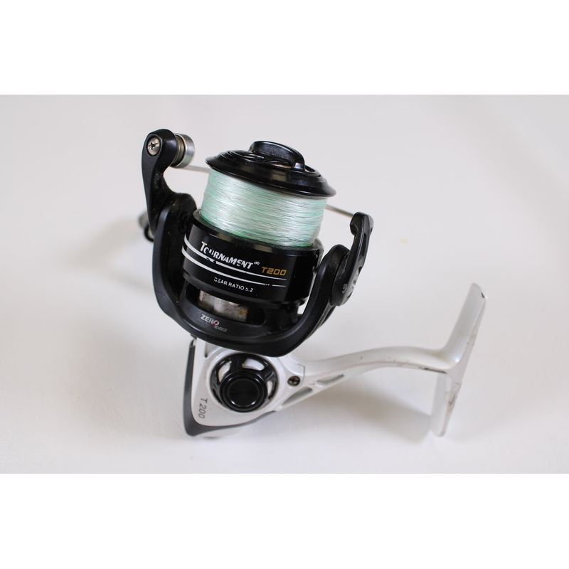 Lew’s Tournament Speed Spin T200 5.2:1 – Used Spinning Reel – Fair Condition Spool Clicks